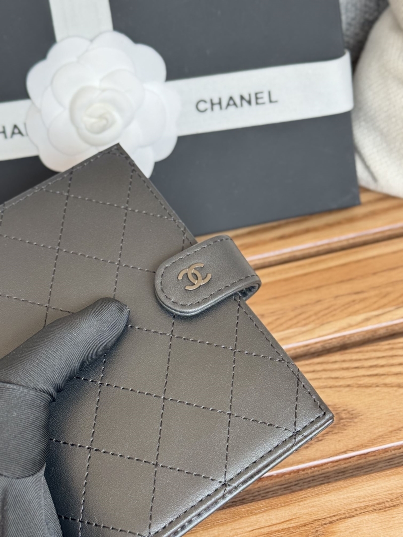 Ch**el wallet purse